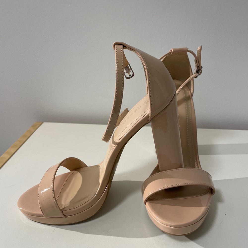 Block heel, nude sandals size 8.5